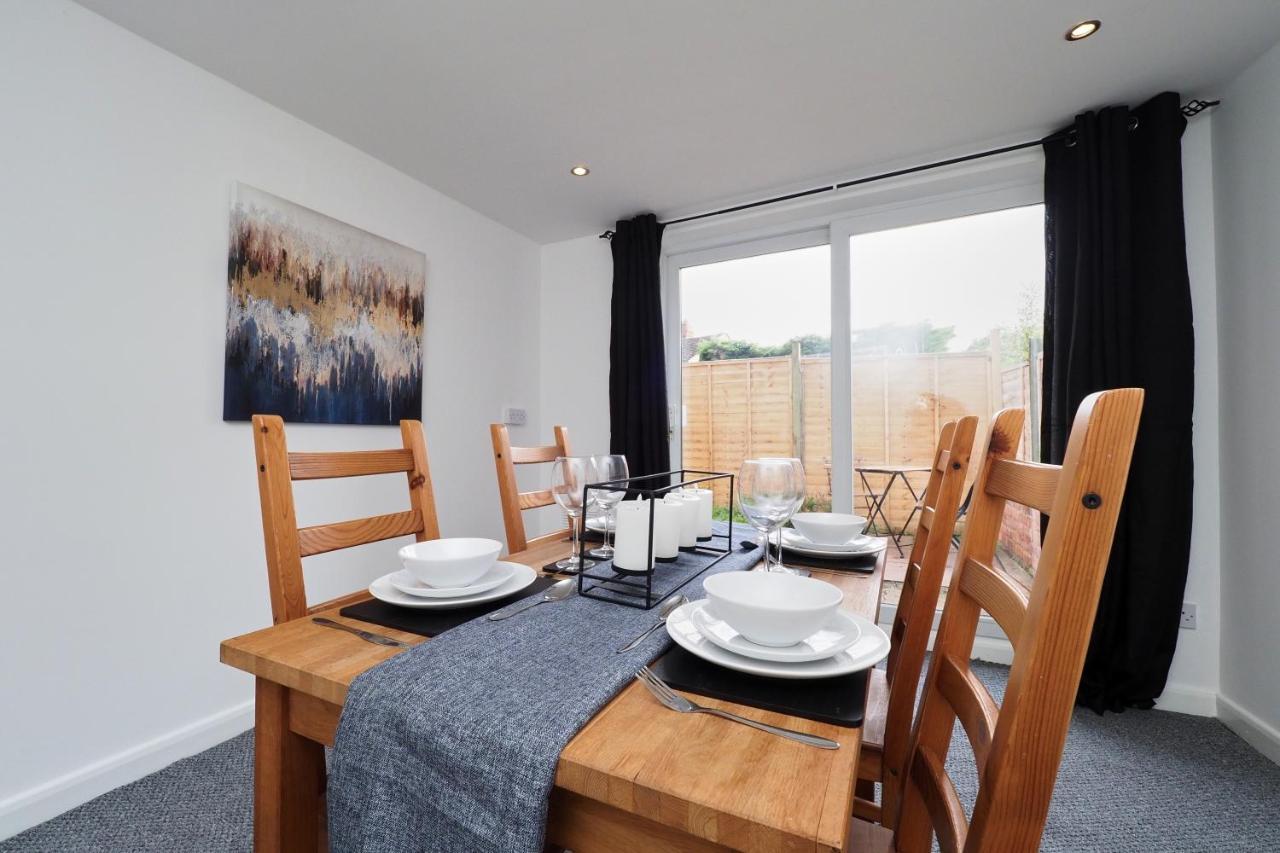 Home In Wellesbourne - Contractors - Families - Reduced Rates Luaran gambar